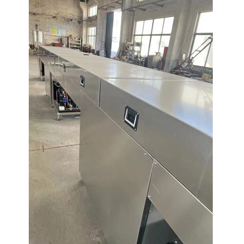 Chocolate Enrobing Machine