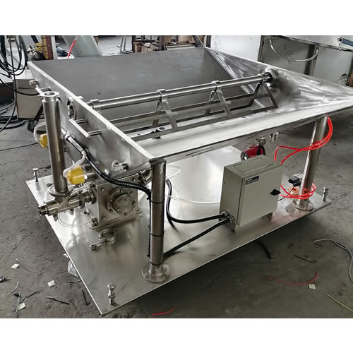 Chocolate Enrobing Machine