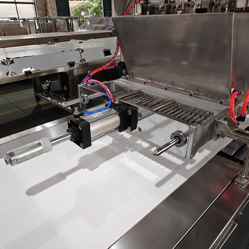 Piston Type Chips Machine